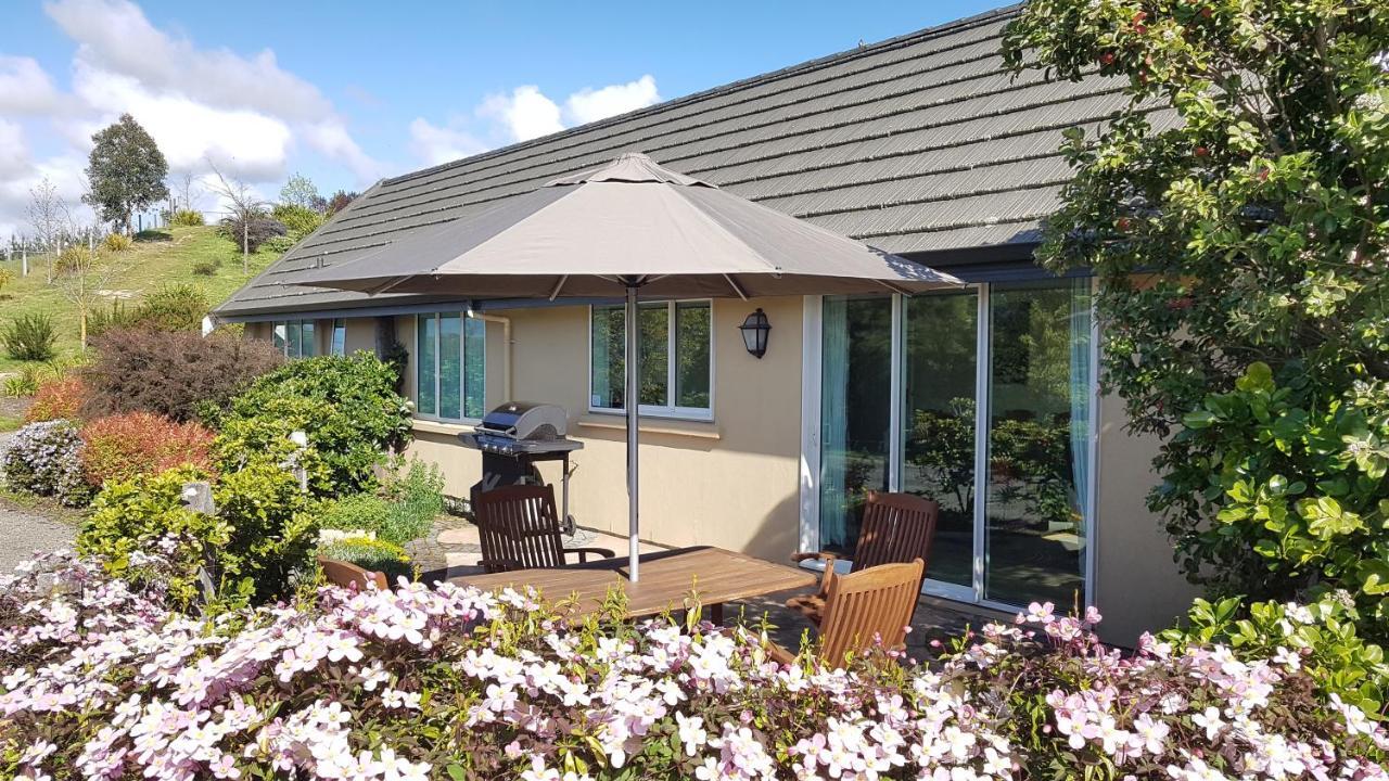 Golden Hills Farm Cottage Nelson Exterior foto